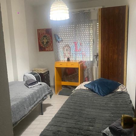 Paris Apartment Alcalá de Henares Екстериор снимка