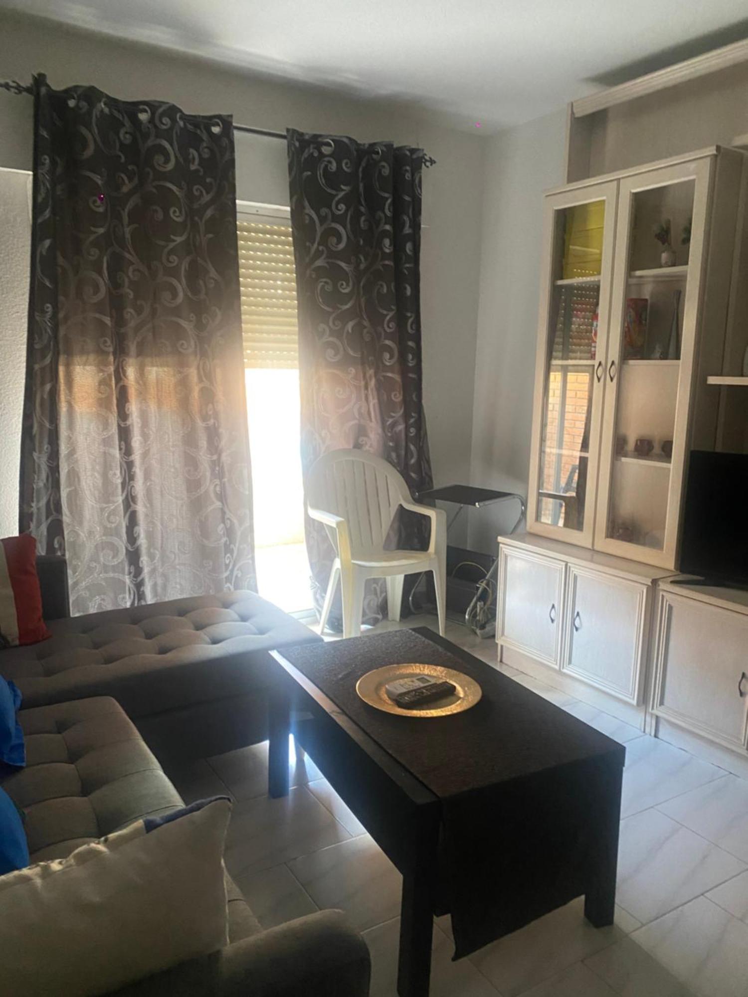 Paris Apartment Alcalá de Henares Екстериор снимка